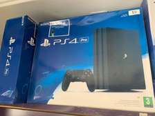 PlayStation 4 Pro  1 To