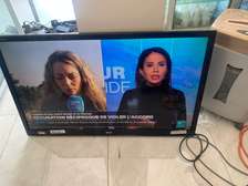 42pouce  RCA smart tv ( lire description)
