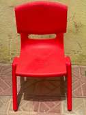 Chaise et tabouret en plastique enfants