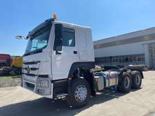 Tracter 6X4 2020