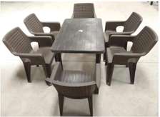 Table à manger 6 chaises