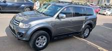 Mitsubshi pajero