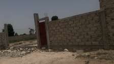 ESPACE CLOTURE 1300 M2 A LOUER A MBODIENE RTE DE TIVAOUANE