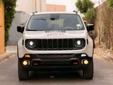 Jeep Renegade Trailhawk 2017 SUV compact blanc robuste