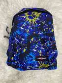 Eastpak sac à dos bleu motifs multicolores standard