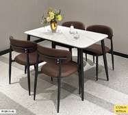 TABLE À MANGER - P129(1+4)