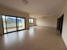 APPARTEMENT A LOUER AU POINT E