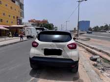 Renault QM3 SUV compact blanc économique