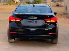 *HYUNDAI ELANTRA*  Année : 2016