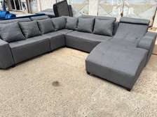Salon 9 place angle vip