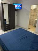2 chambres 3 sales de bain salon cuisine balcon