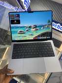 MacBook Pro M2 Pro 14 pouces Ram 32Go SSD 512Go