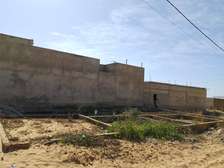 TERRAIN A VENDRE AVEC FONDEMENT 150M2 KEUR MASSAR