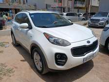 Kia sportage essence automatique
