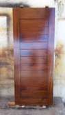 Porte bois massif marron foncé lames horizontales