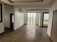 Trois chambres à louer par mois