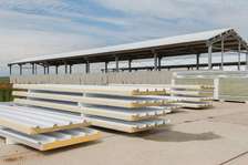 Panneaux isolants toiture polyuréthane beige emboîtables