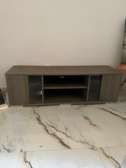 Meuble TV gris foncé bois avec portes vitrées