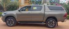 TOYOTA HILUX 2021