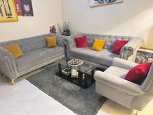 Canapé velours gris 3 places style Chesterfield