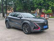 Changan Uni-T SUV compact Gris métallisé Essence