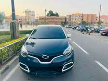 RENAULT QM3 2016