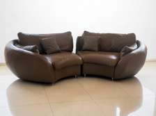 Canapé en cuir marron – Design moderne et confortable