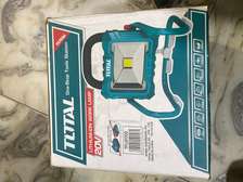 Total TFLI2002 lampe travail rechargeable 20V lithium
