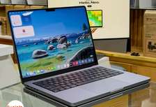 Macbook Pro M1 de 14 inch