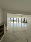Penthouse de 5 chambres à louer au point e