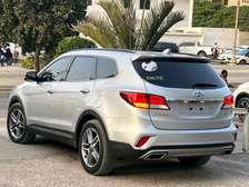 Hyundai Santafe maxcruz 7 places