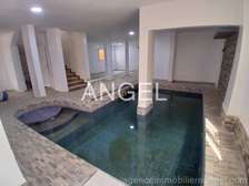 Ref_2967_AH Duplex avec entrée indépendante sur Sacré-Cœur 3