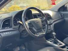 Hyundai Elantra 2017 automatique essence