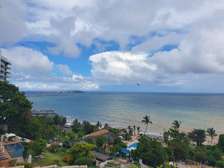 Bel appartement sur Corniche Plateau