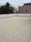 Villa R+1 à louer à Mermoz