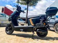 Moto Revo A12 2025