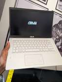 Asus i3 10th gen SSD 512gb / 8gb ram