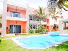 Ref_1714_GL Villa Pied dans l'eau non meublé au Virage