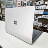 Microsoft Surface laptop2 i7