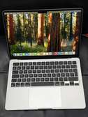 MacBook Air M2 2022