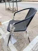 Chaise design noire maille respirante métal stable