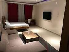 Chambre meublée à louer par jours/nuitée