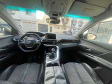 Peugeot 5008  7place