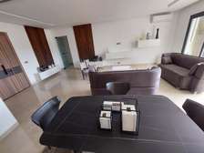 Location non meublé - 4 chambres salon Yoff - 300m2