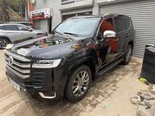Toyota land cruiser 2024