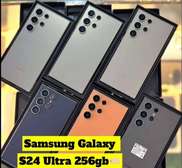 Samsung Galaxy S24 Ultra 256Go