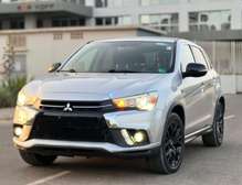 Mitsubishi  Outlander sport Année : 2018
