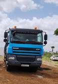 Camion grue DAF venant