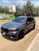 BMW X5 M50i