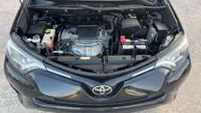 TOYOTA RAV4 (4x4)